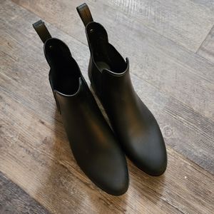 Sam Edelman Tinsley Rubber Rain Boots in Black
